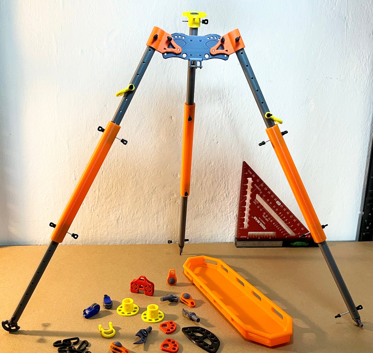 Maquetas a Escala para Capacitación de Bomberos – Rescate en Altura